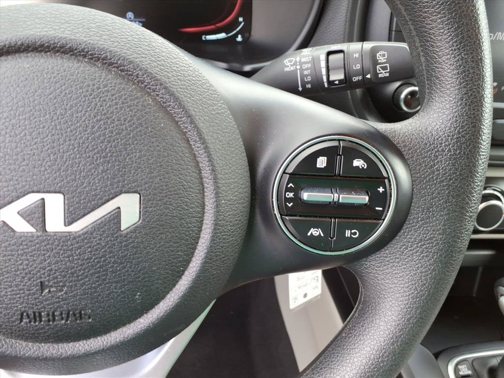 Used 2023 Kia Soul LX FWD image 24
