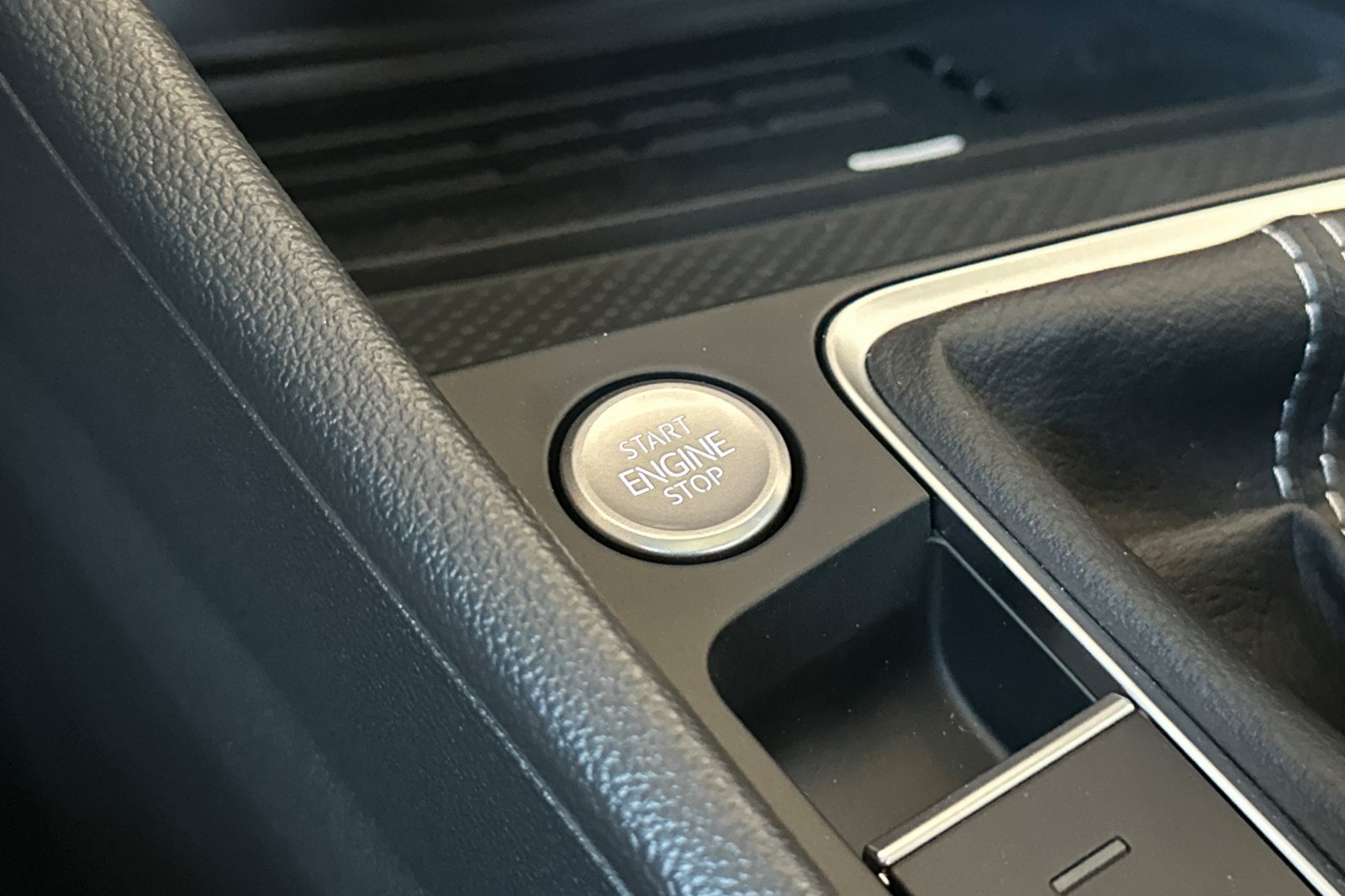New 2026 Volkswagen Jetta SE FWD image 21