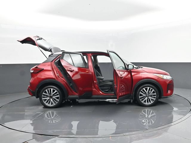 Used 2023 Nissan Kicks SV FWD image 28