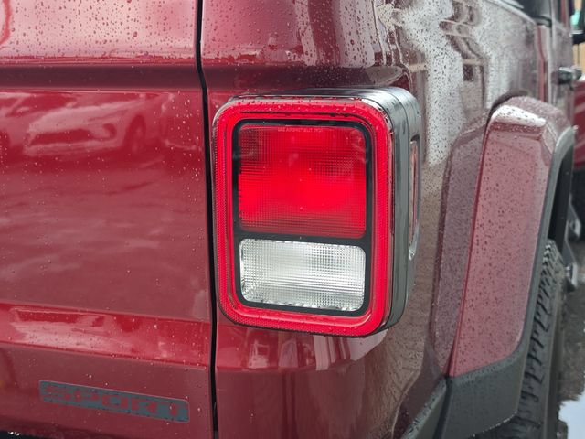 Used 2021 Jeep Gladiator Sport AWD/4WD image 8