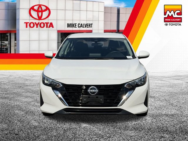 Used 2024 Nissan Sentra SV FWD image 3