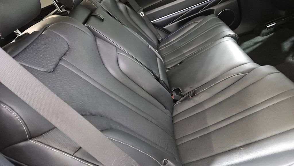 Used 2024 Genesis GV80 2.5T image 17