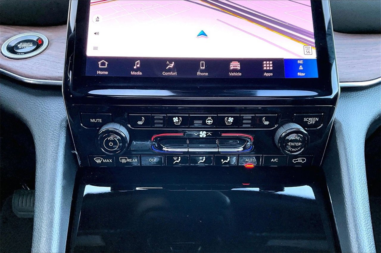 Certified 2025 Jeep Grand Cherokee Summit image 19