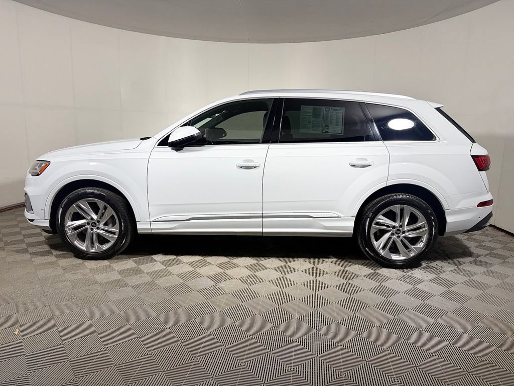 Used 2021 Audi Q7 3.0T Premium Plus AWD/4WD image 3
