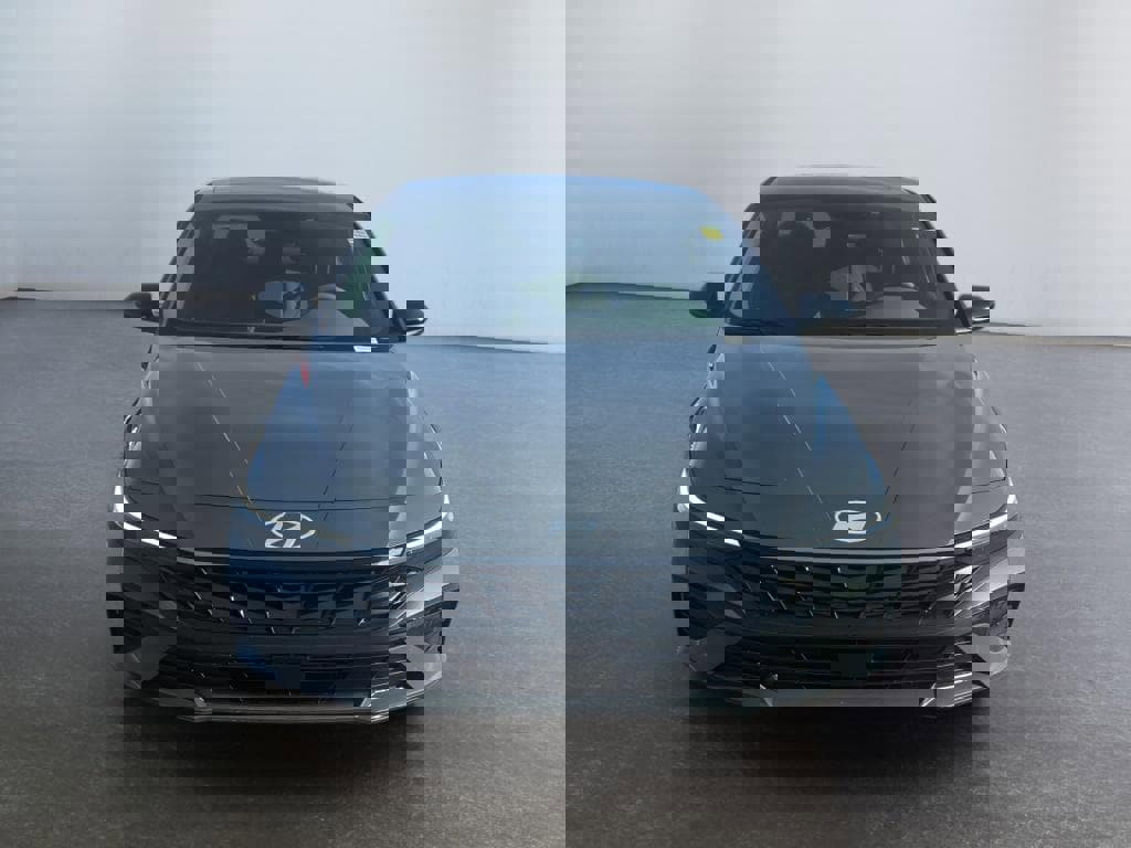 New 2026 Hyundai Elantra SEL Sport Premium image 2