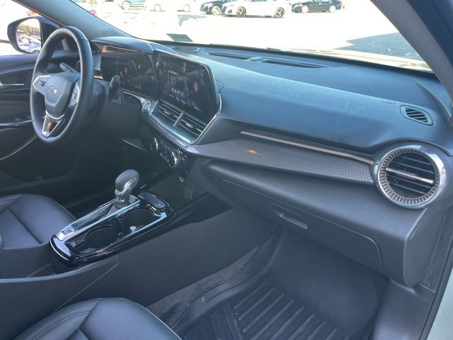 Used 2024 Chevrolet Trax ACTIV w/ Driver Confidence Package image 23