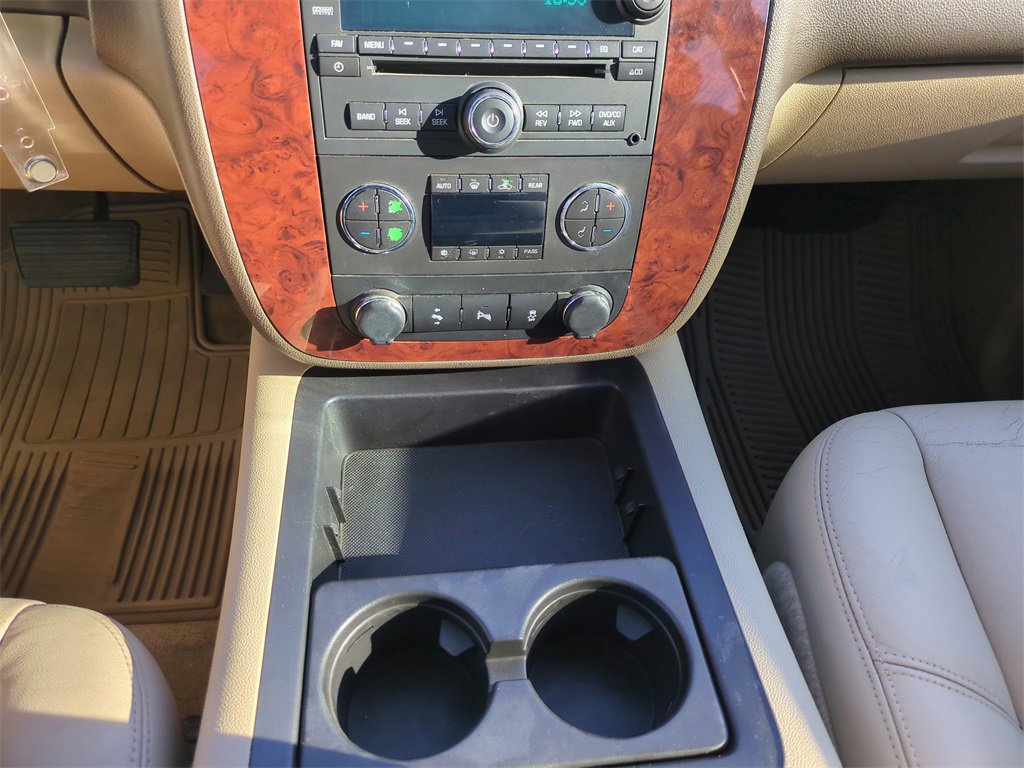 Used 2013 Chevrolet Suburban LT w/ All-Star Edition image 13