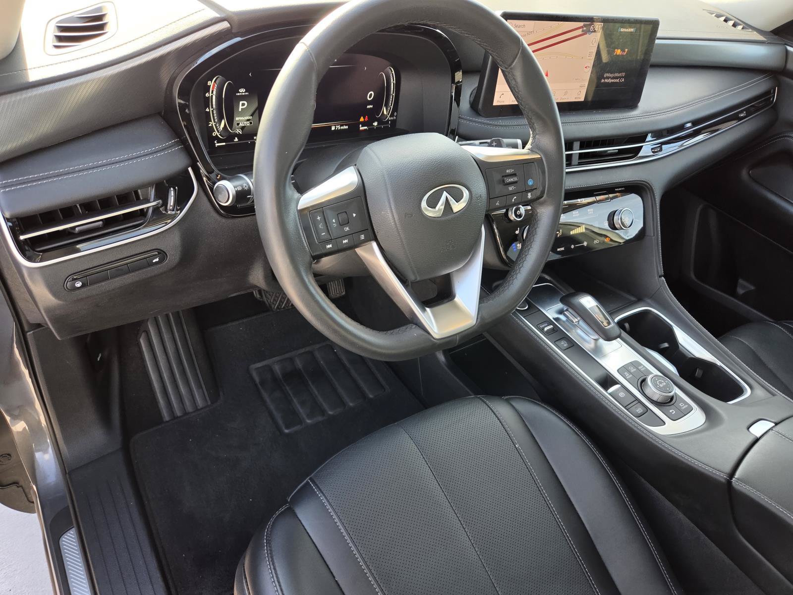 Used 2023 INFINITI QX60 Luxe w/ Cargo Package AWD/4WD image 19
