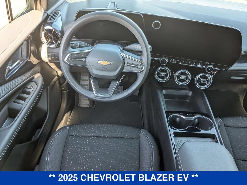 New 2025 Chevrolet Blazer EV LT AWD/4WD image 25