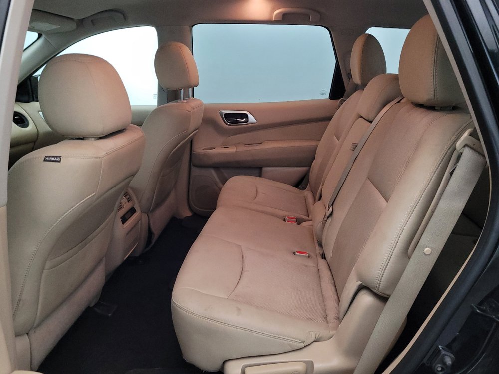 Used 2017 Nissan Pathfinder S AWD/4WD image 18