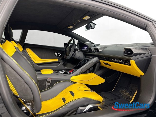 Used 2021 Lamborghini Huracan EVO image 10