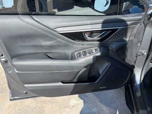 Used 2020 Subaru Outback Limited image 18