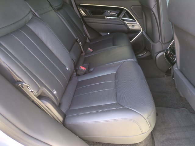 Used 2023 Land Rover Range Rover SE AWD/4WD image 17