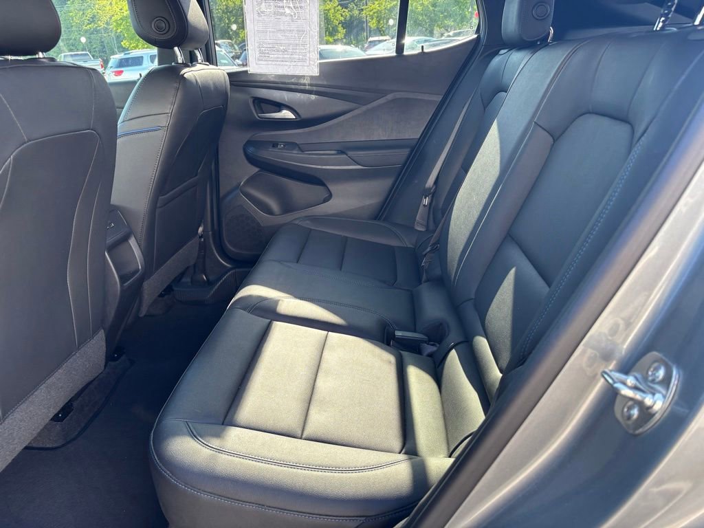 Used 2025 Buick Envista Sport Touring FWD image 11