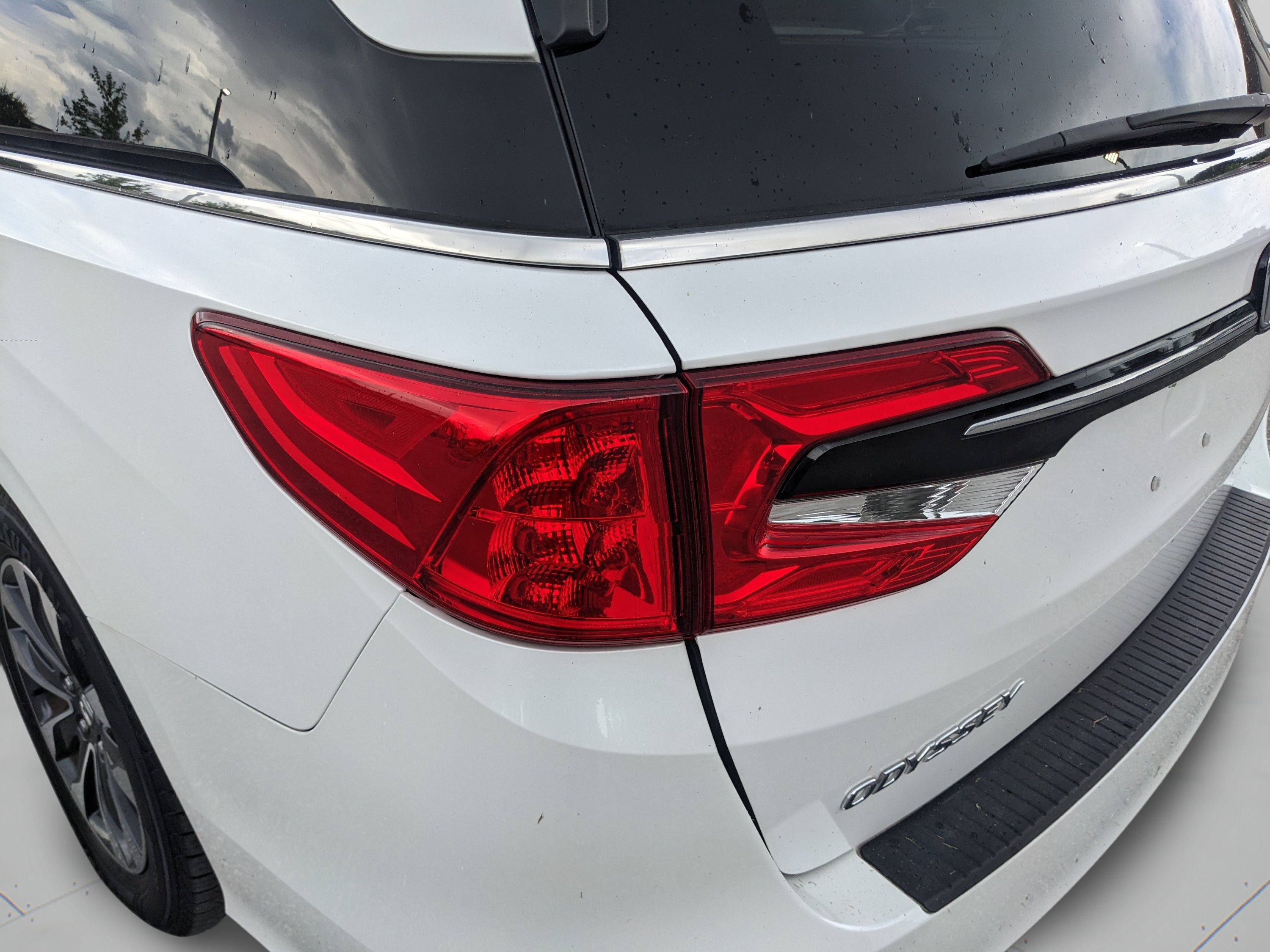 Used 2024 Honda Odyssey EX-L image 11