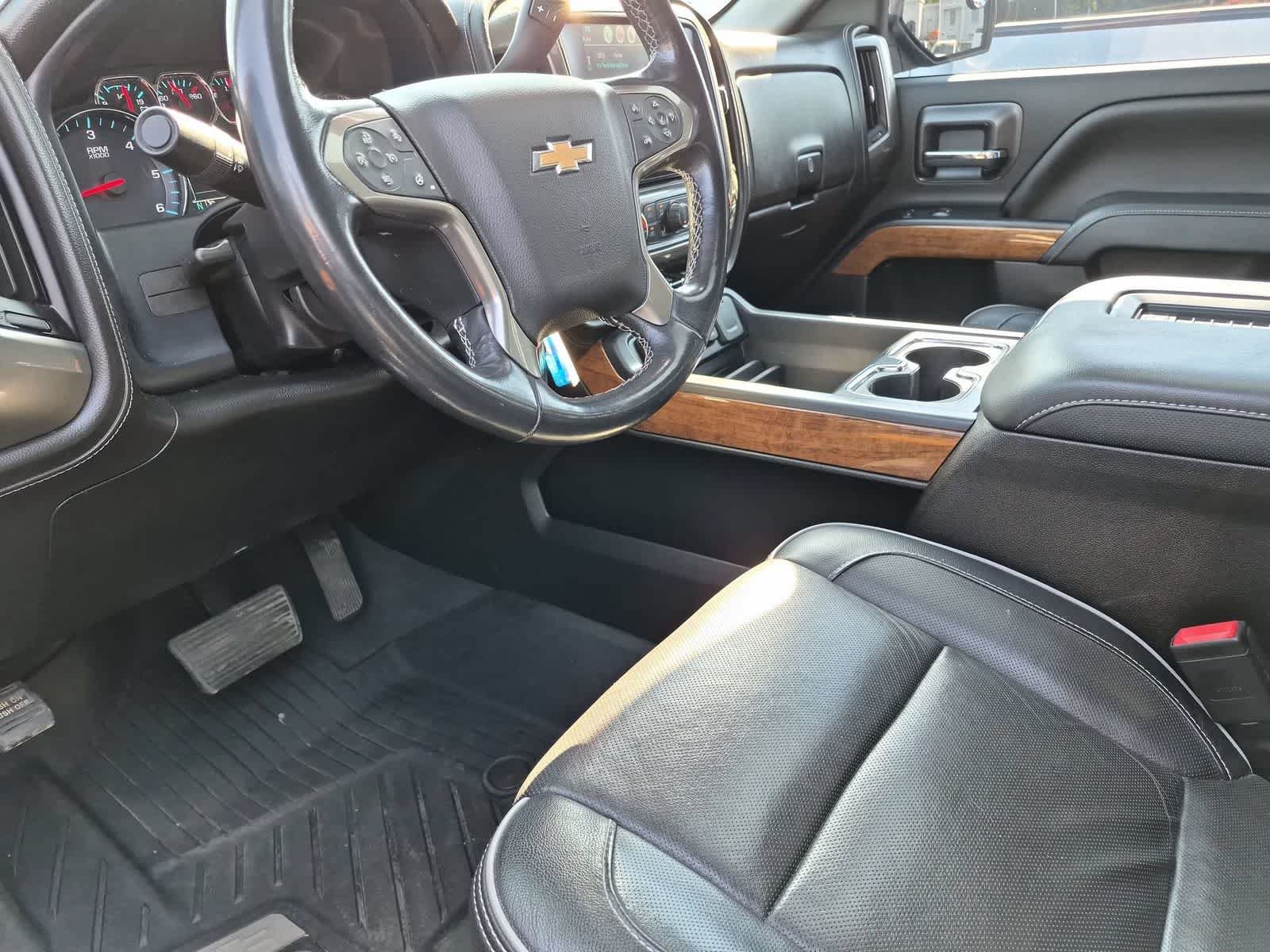 Used 2018 Chevrolet Silverado 1500 High Country w/ LPO, Protection Package AWD/4WD image 2