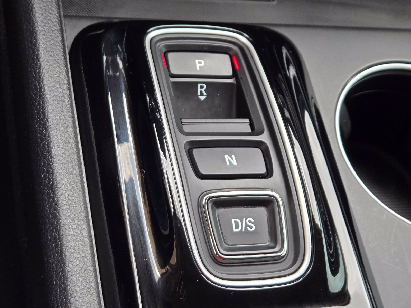 Used 2025 Honda Pilot Touring image 21
