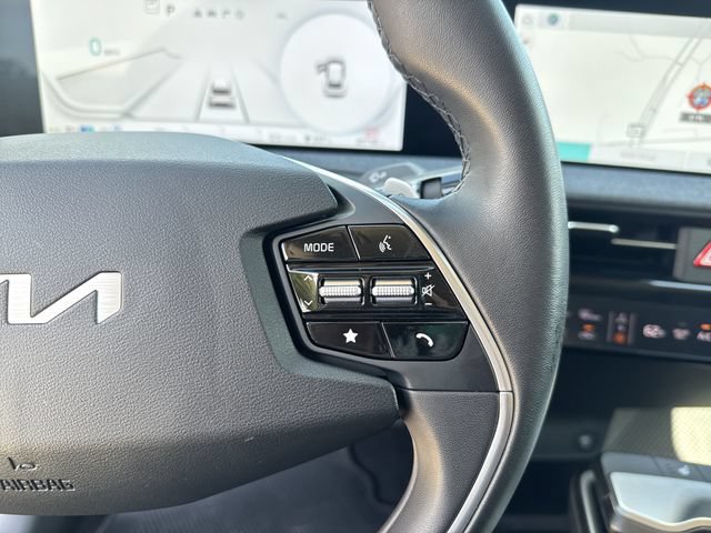 Certified 2024 Kia EV6 Light RWD image 34