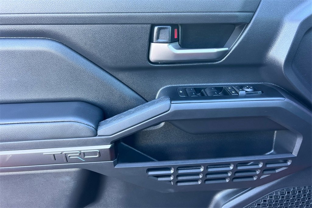 Used 2024 Toyota Tacoma TRD Off-Road image 14