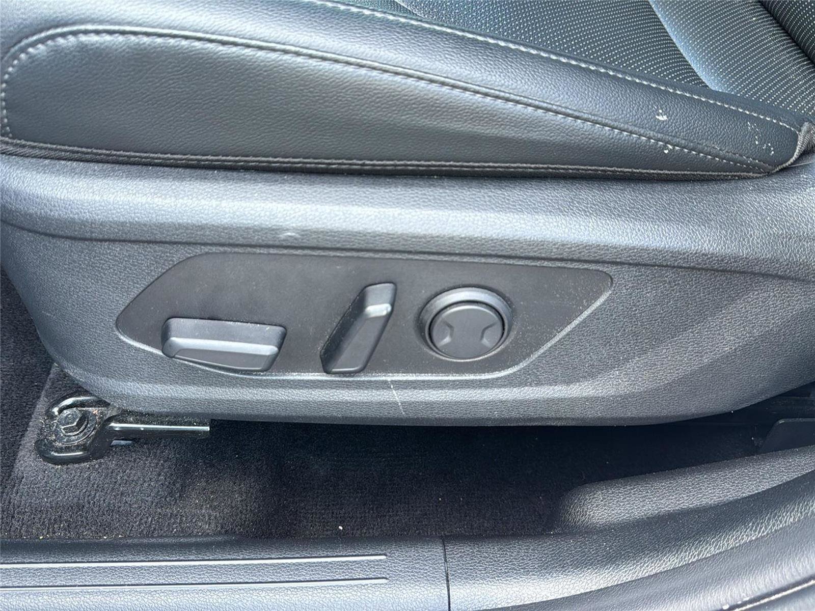 Used 2023 Kia Sportage EX image 14