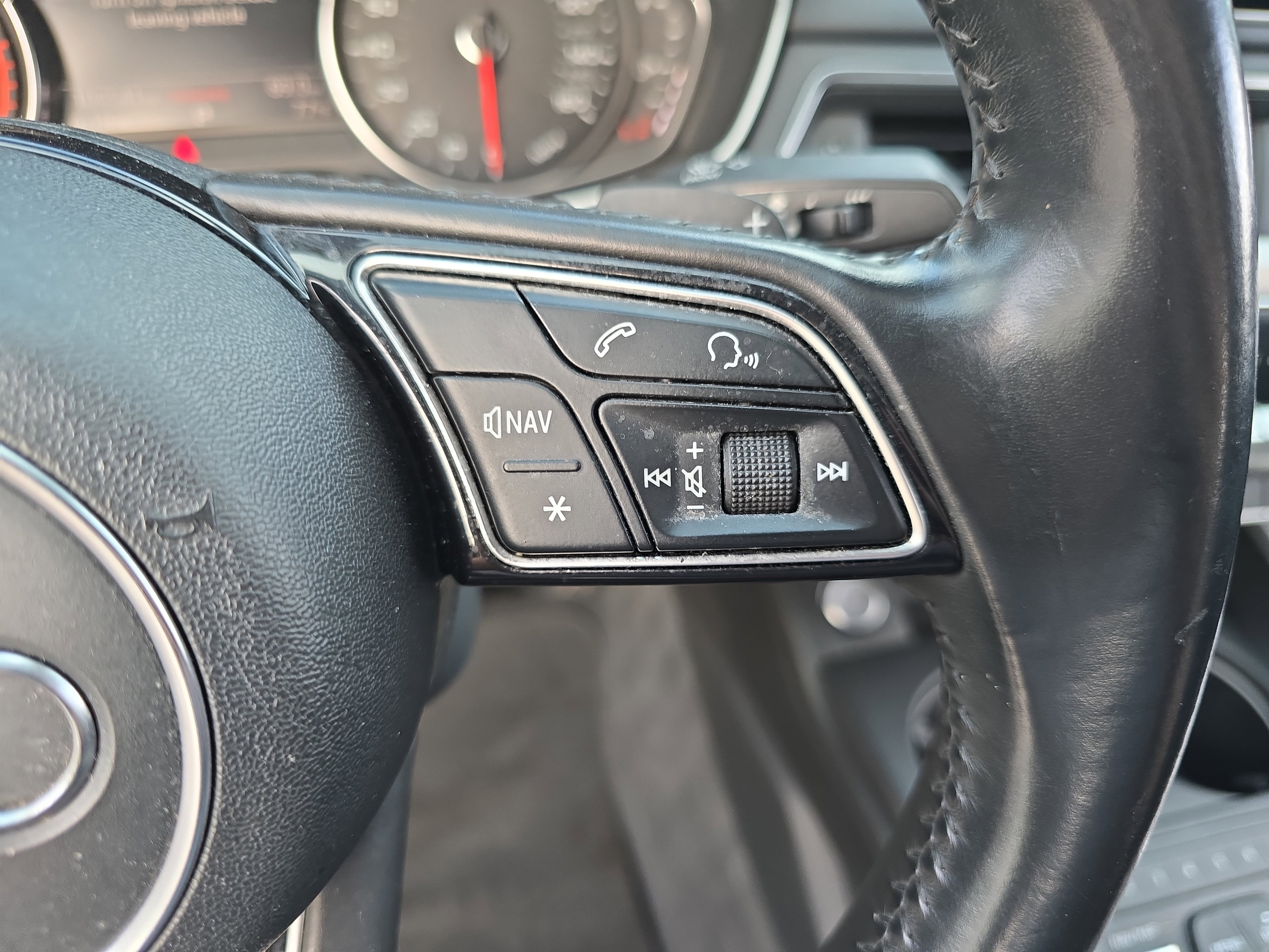 Used 2017 Audi A4 2.0T Premium w/ Audi MMI Navigation Plus image 17