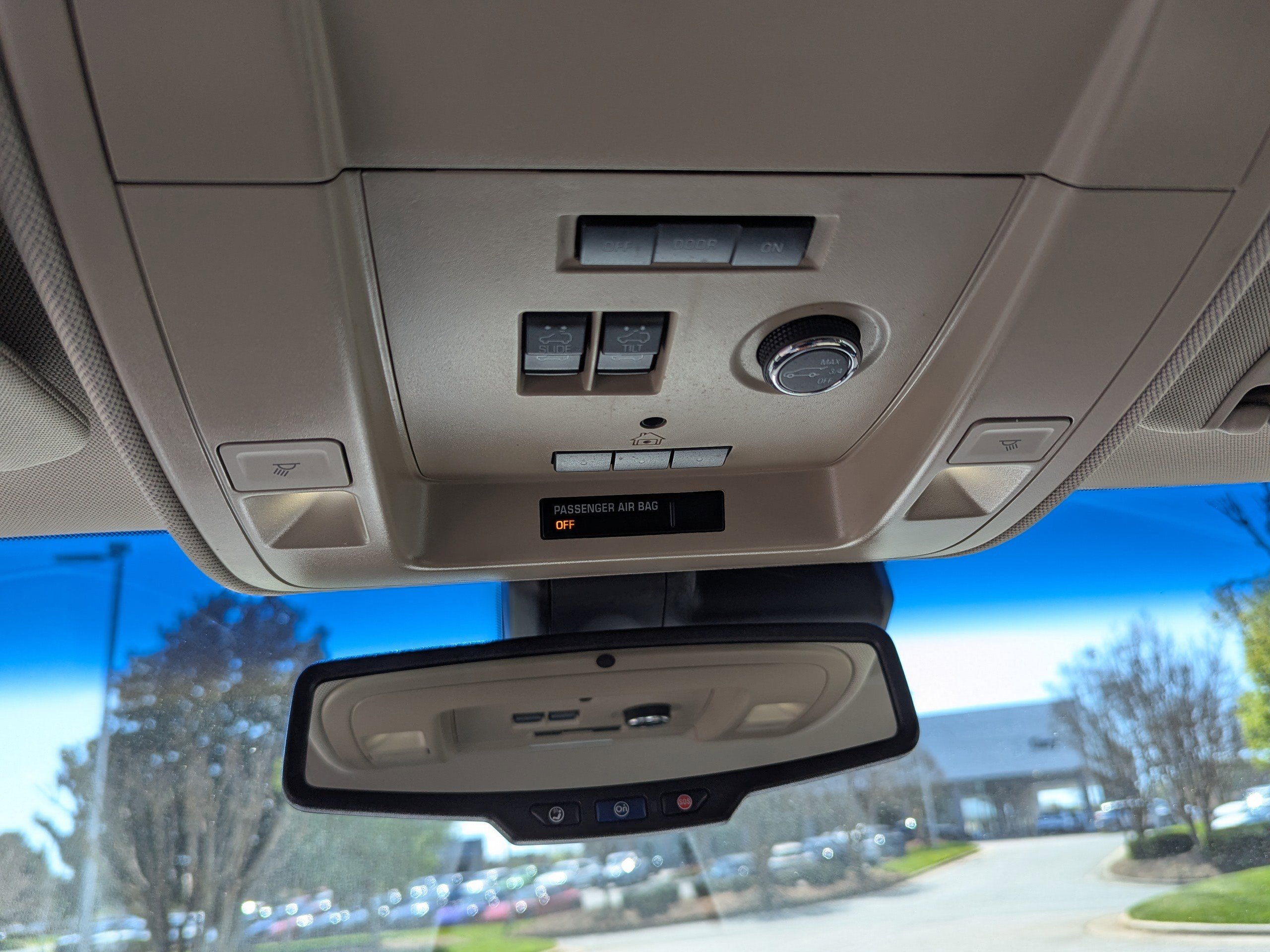 Used 2017 Chevrolet Tahoe Premier image 29