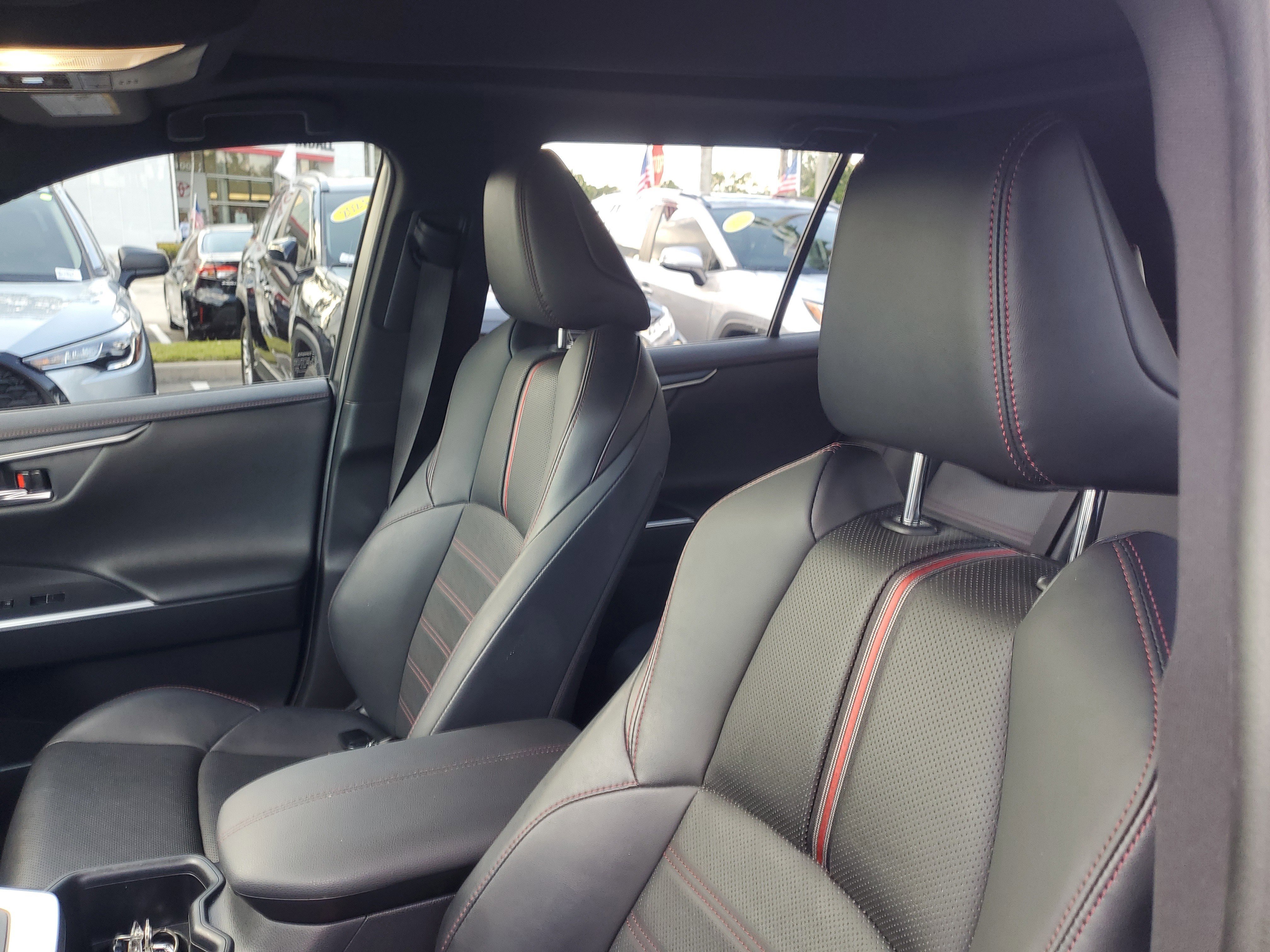 Used 2022 Toyota RAV4 XSE image 19