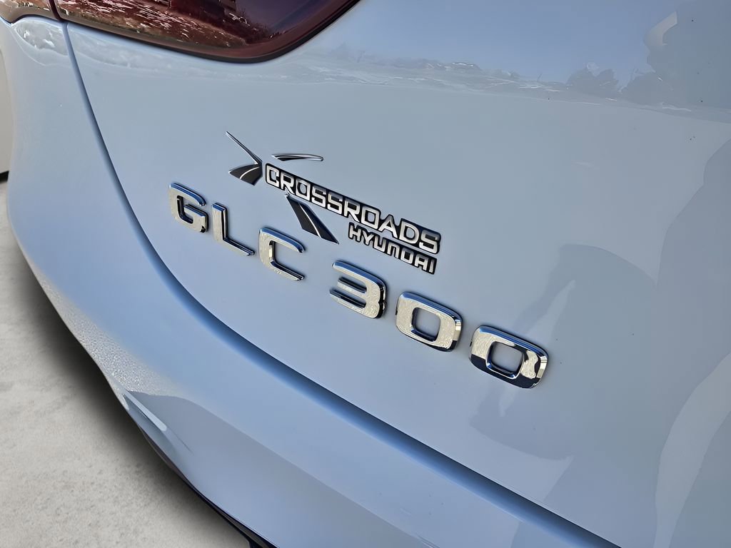 Used 2023 Mercedes-Benz GLC 300 4MATIC Coupe image 10