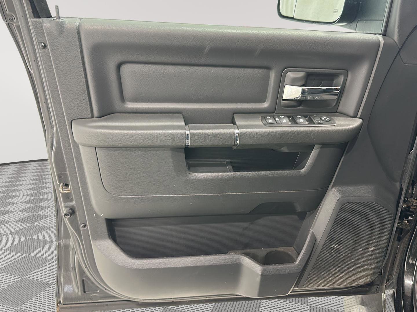 Used 2010 Dodge Ram 1500 Truck Sport image 18