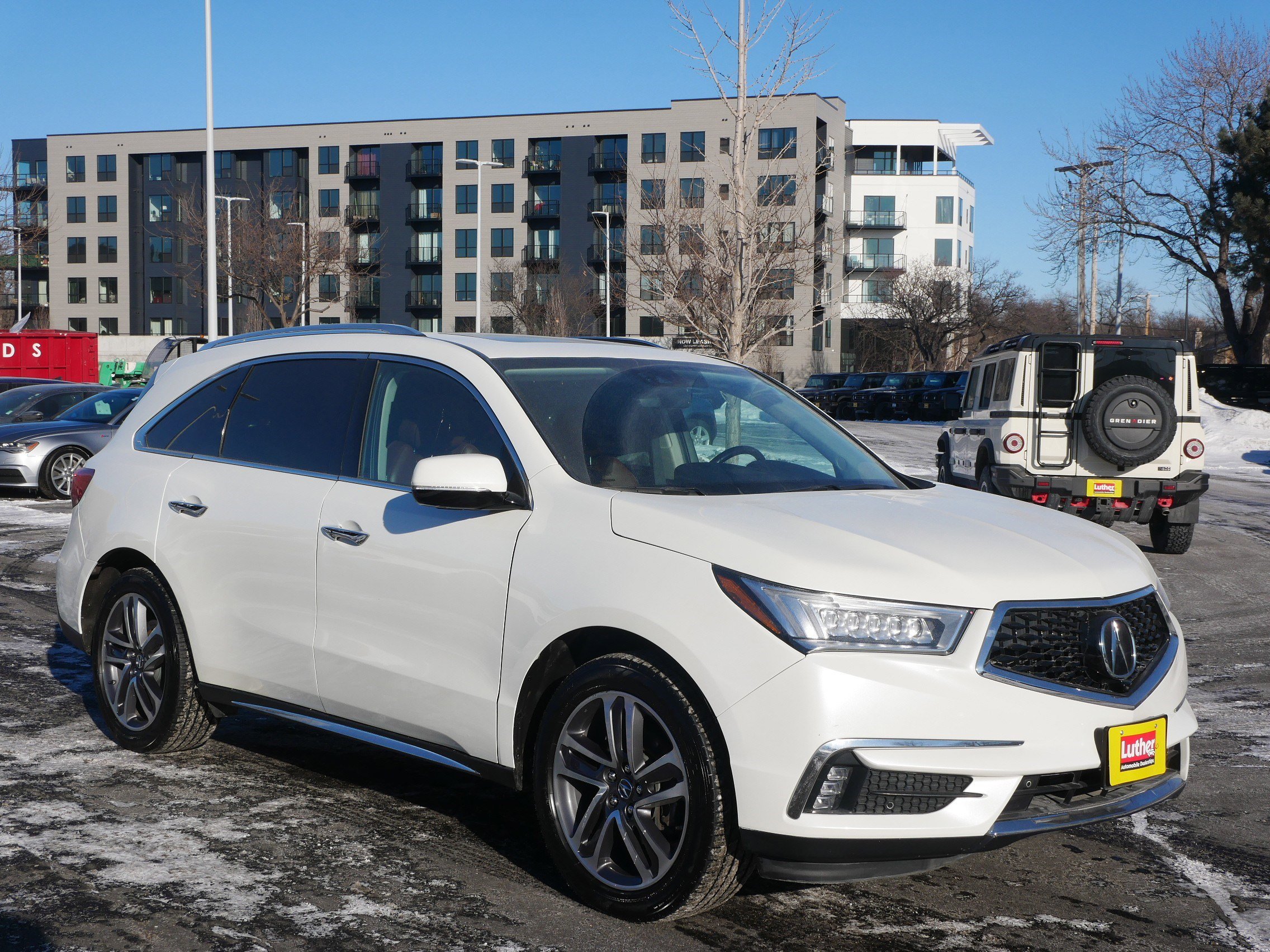 Used 2017 Acura MDX SH-AWD w/ Advance Package image 9