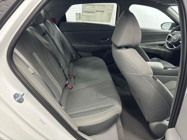 New 2026 Hyundai Elantra SEL Sport Premium FWD image 15