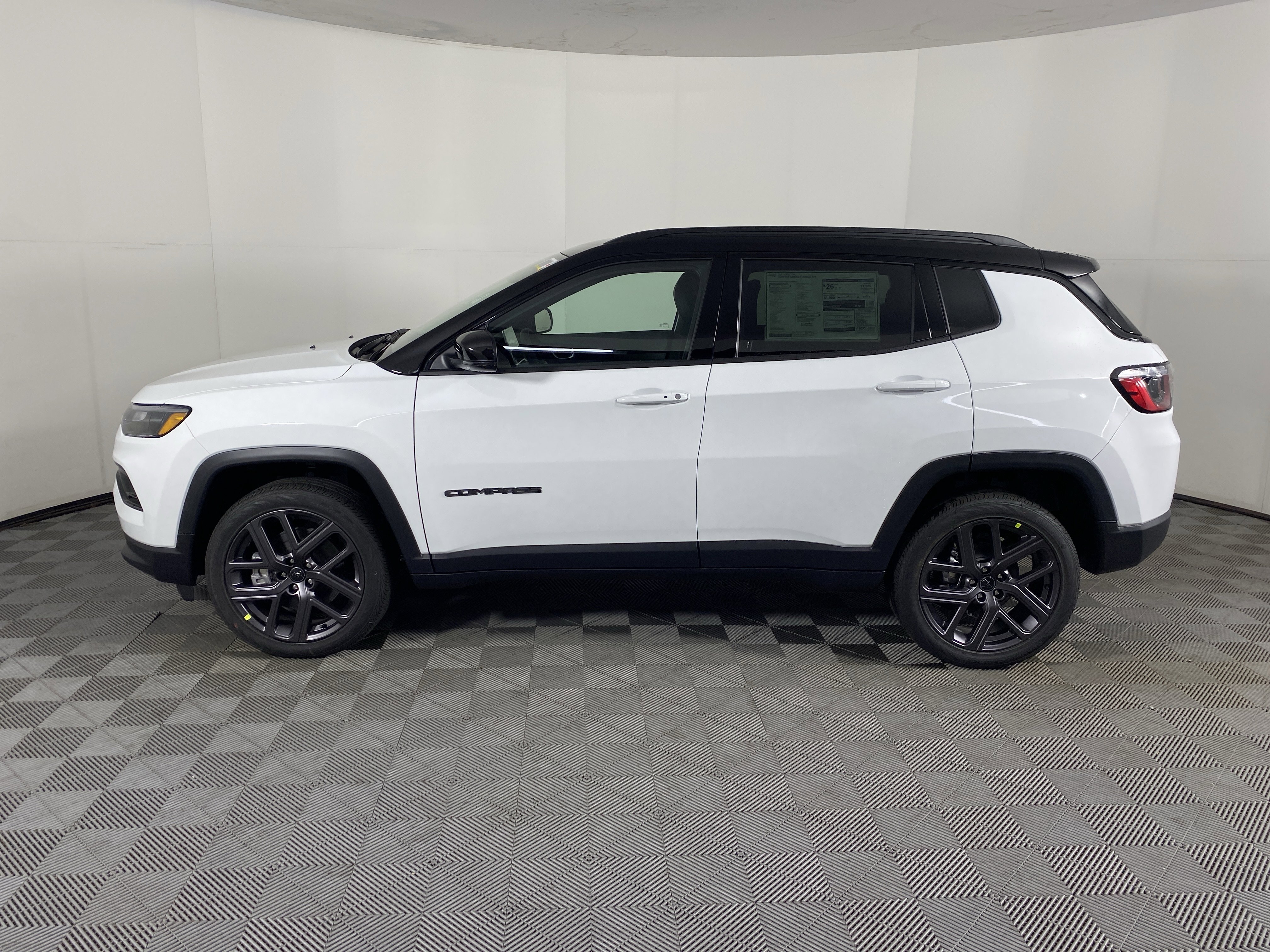 New 2026 Jeep Compass Limited image 9