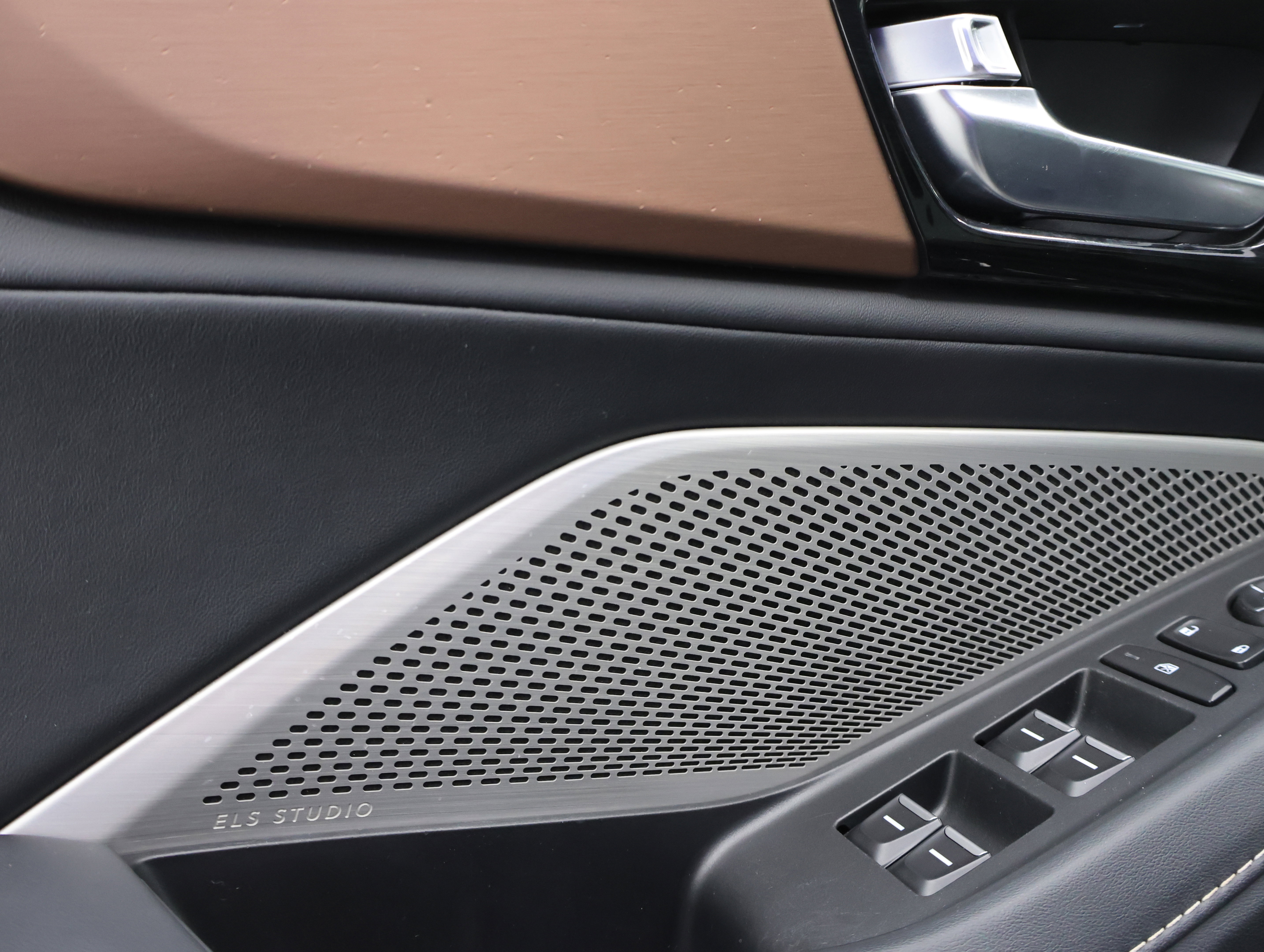 Used 2022 Acura MDX w/Technology Package image 43