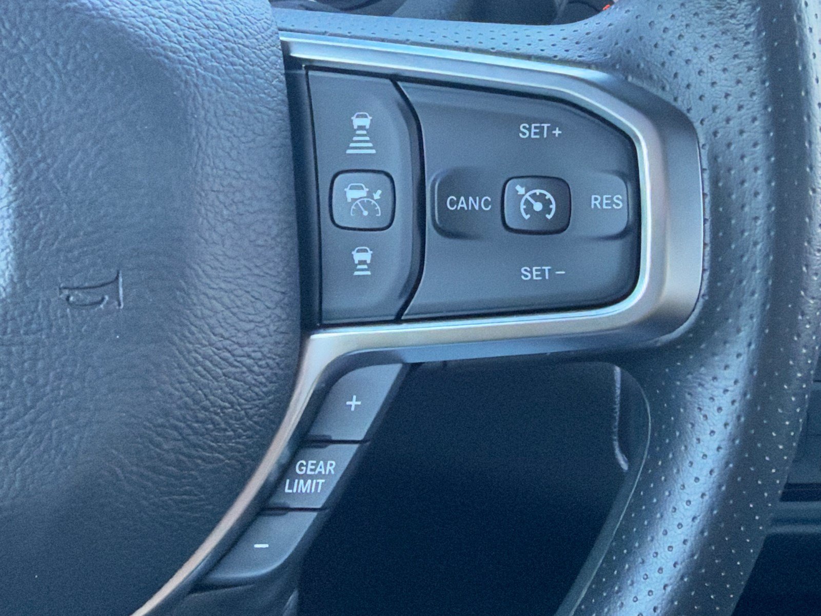 New 2027 RAM 3500 Tradesman w/ Chrome Appearance Group A AWD/4WD image 25