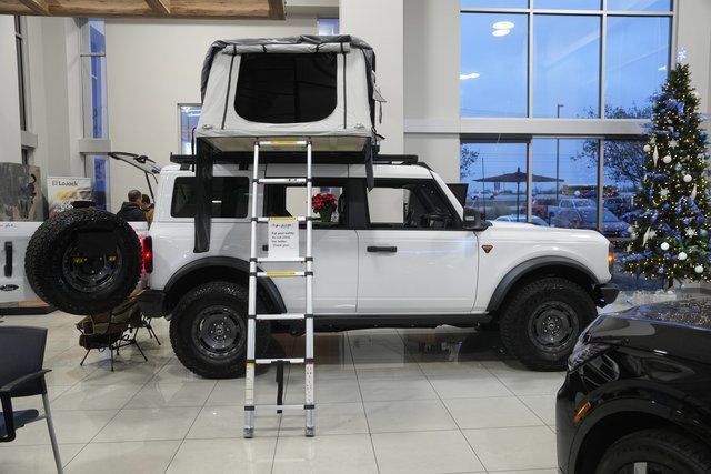 New 2025 Ford Bronco Badlands image 5