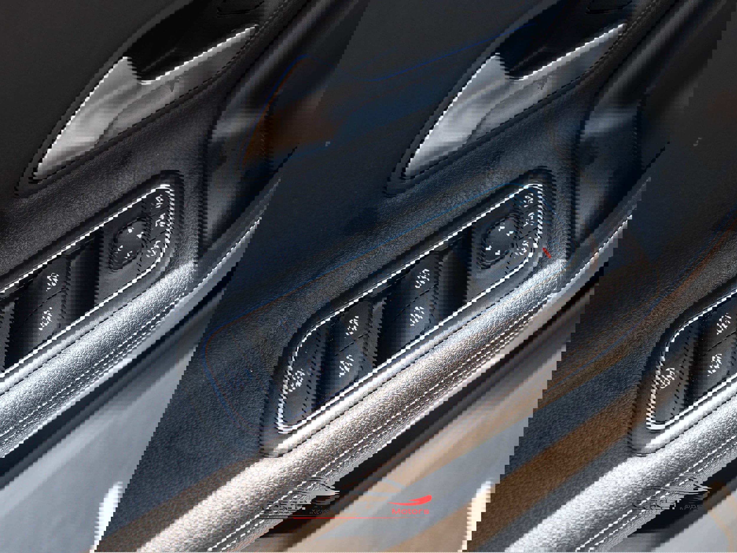 Used 2020 Mercedes-Benz CLA 250 w/ Premium Package image 39