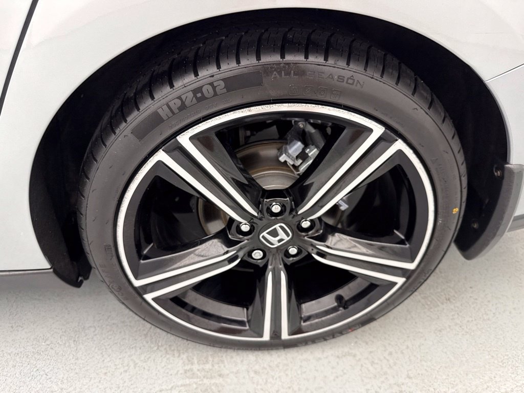 Used 2024 Honda Accord Sport image 6