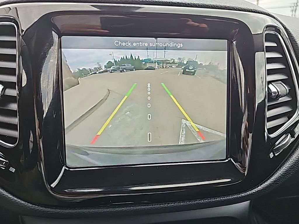 Certified 2019 Jeep Compass Limited w/ Safety & Security Group image 34