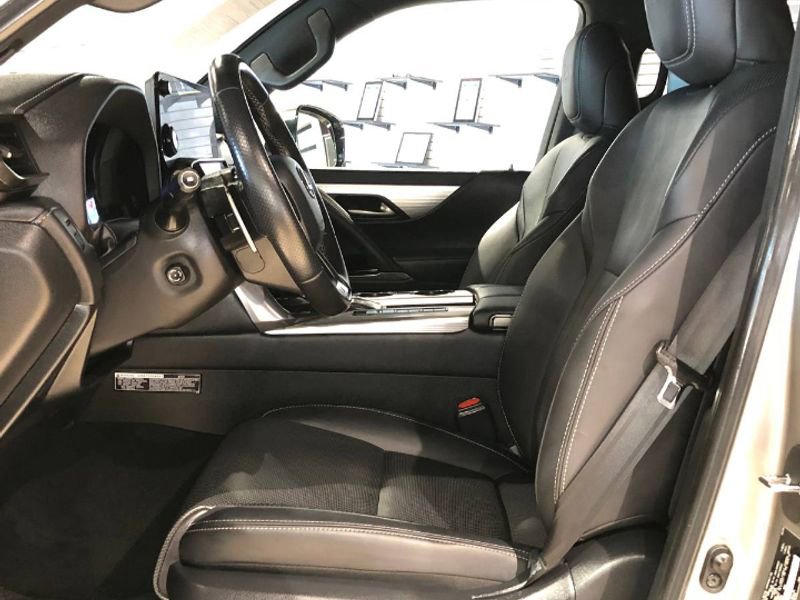 Used 2024 Lexus LX 600 F Sport image 21