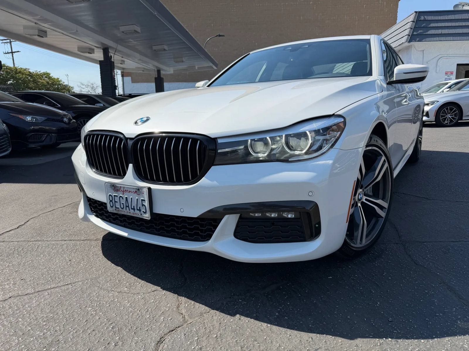 Used 2018 BMW 740i RWD image 3
