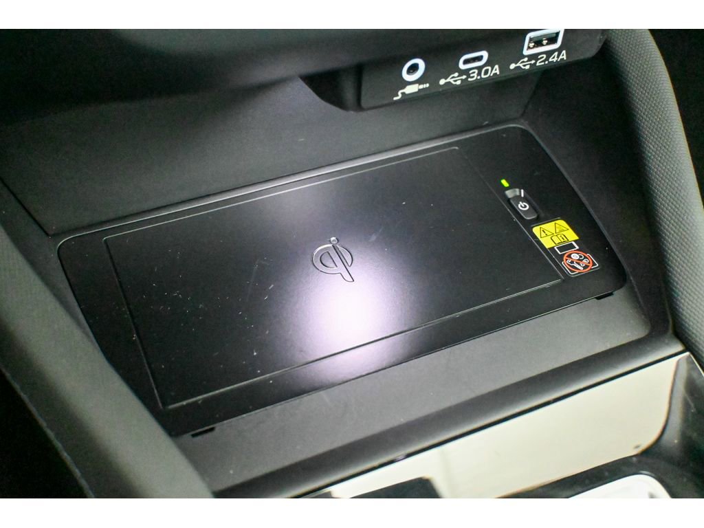 Used 2025 Subaru Forester Limited image 26