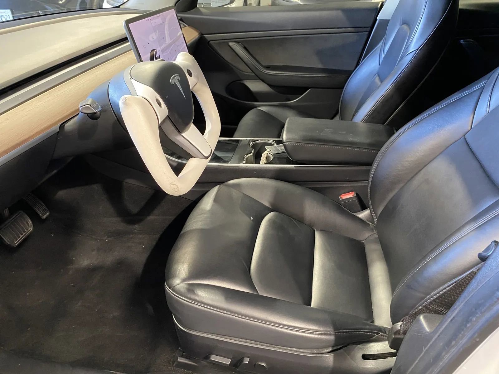 Used 2020 Tesla Model 3 Standard Range Plus image 11