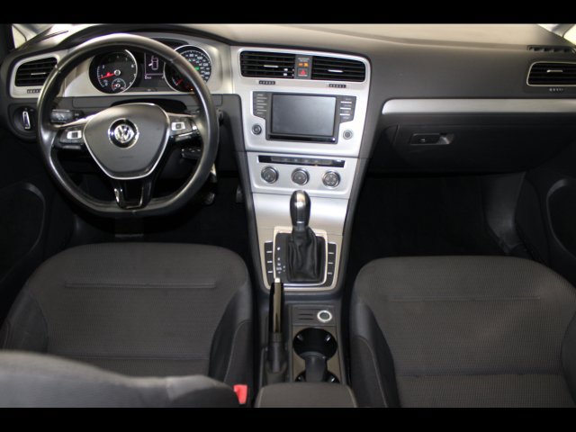 Used 2016 Volkswagen Golf S FWD image 14