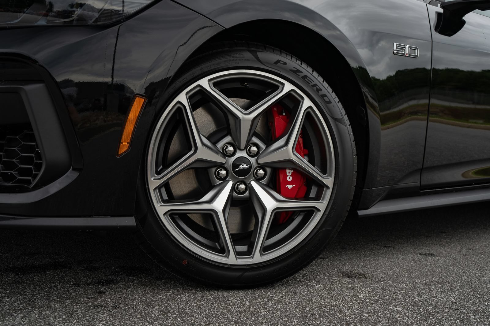 New 2026 Ford Mustang GT Premium w/ GT Performance Package RWD image 7