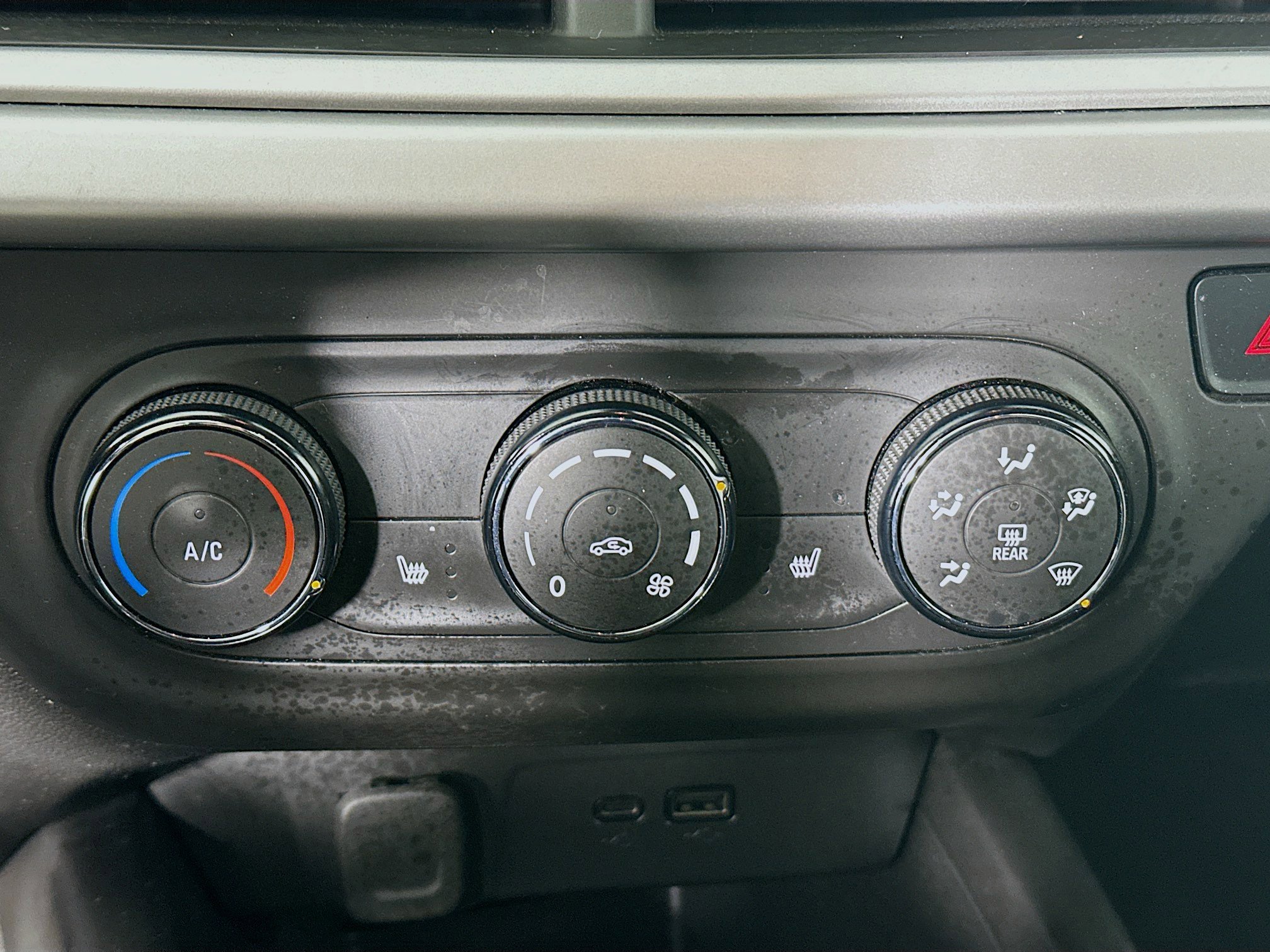 Used 2024 Chevrolet Trax RS image 22