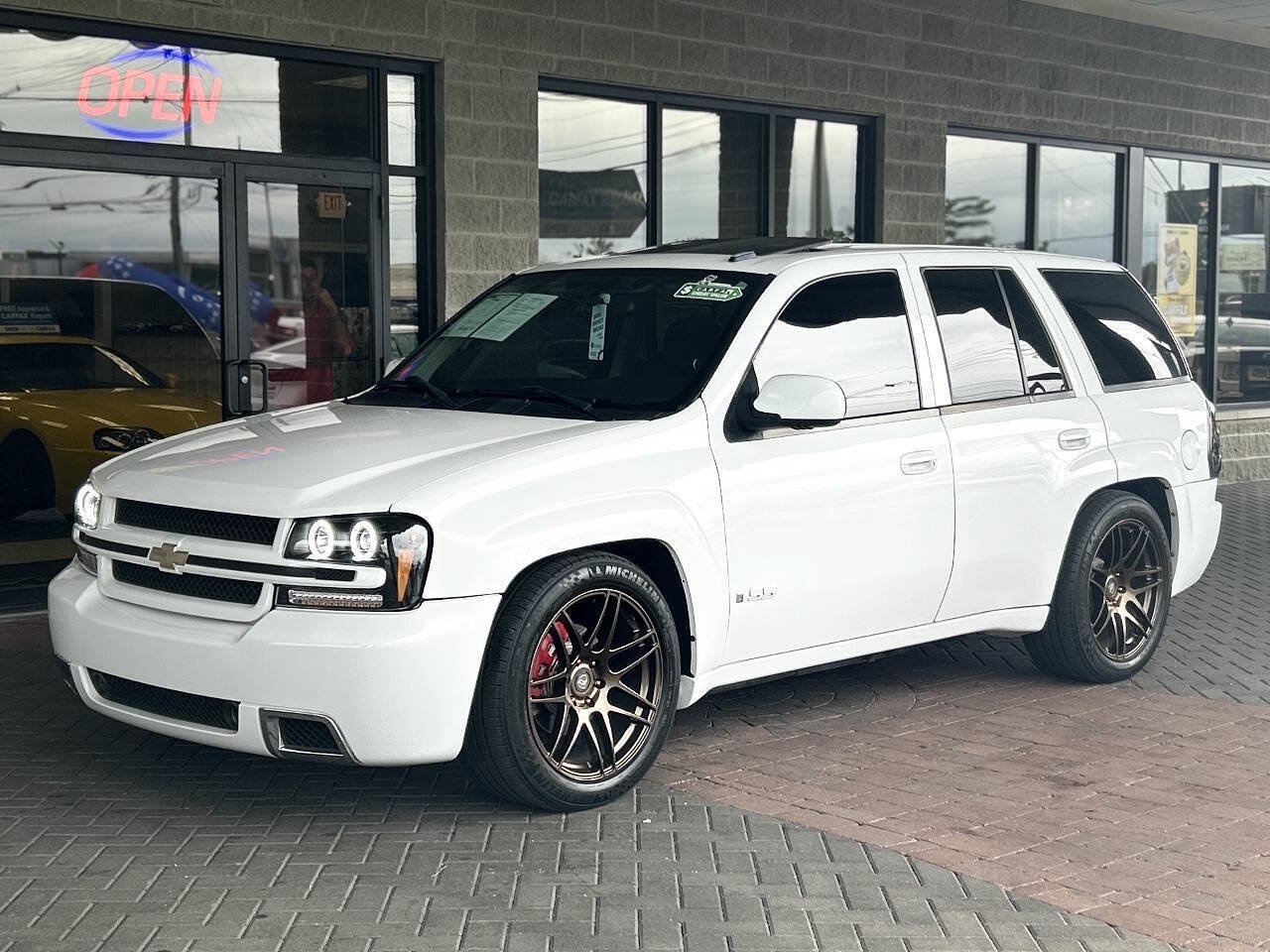 Used 2007 Chevrolet TrailBlazer SS RWD image 88