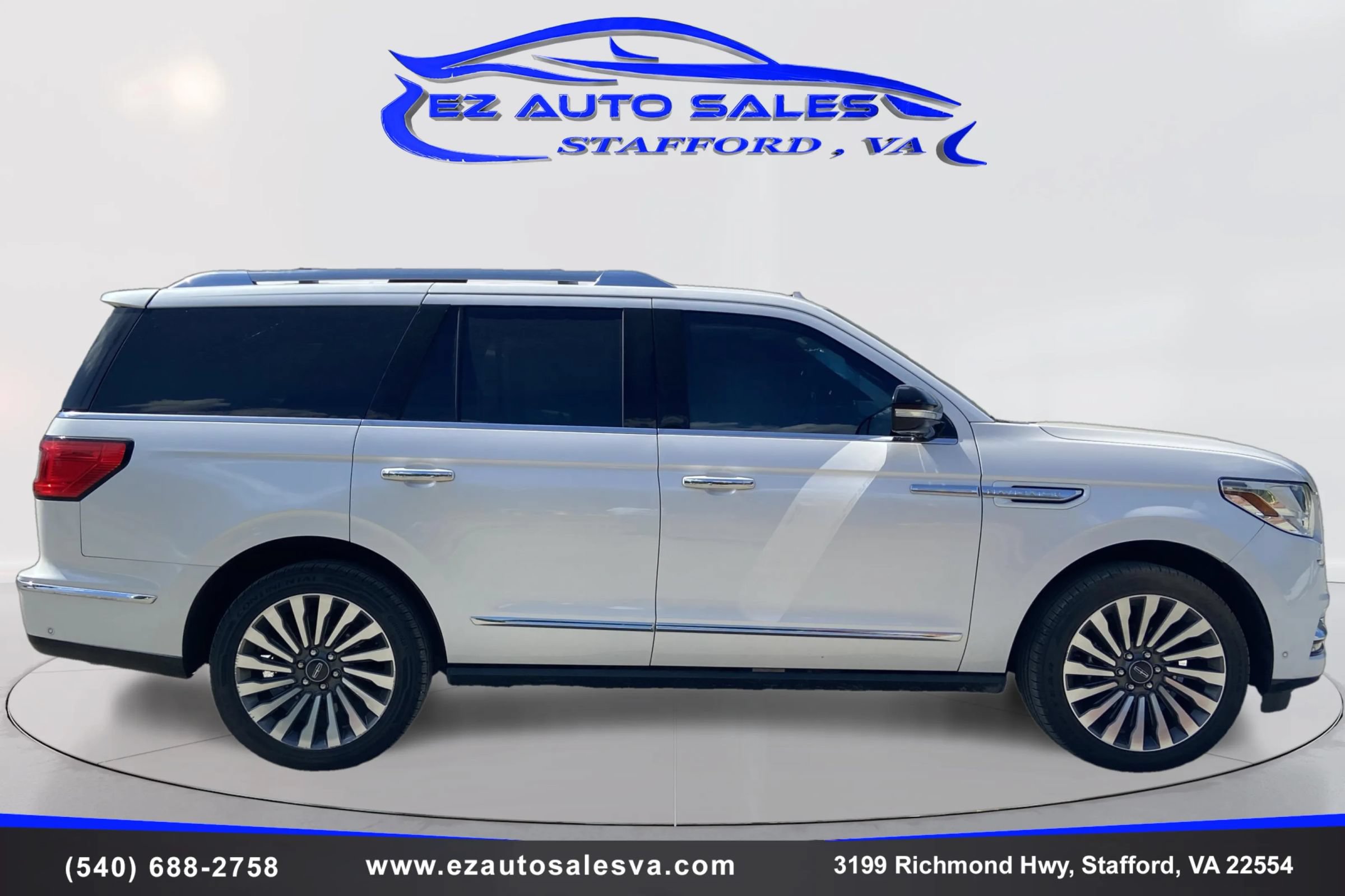 Used 2019 Lincoln Navigator Reserve AWD/4WD image 4