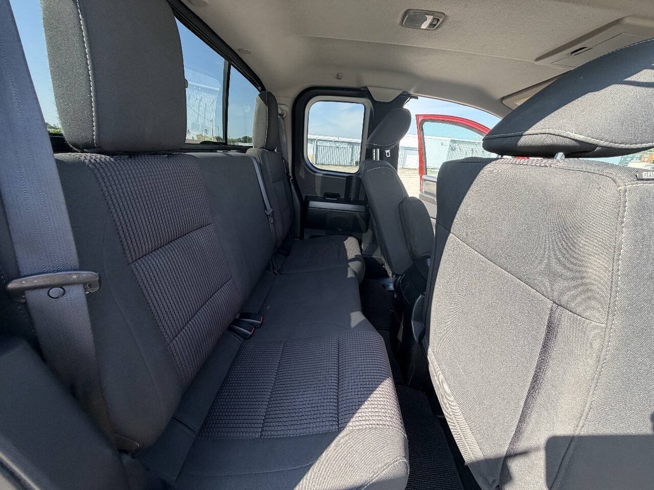 Used 2015 Nissan Titan PRO-4X AWD/4WD image 19