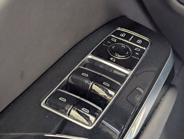 Used 2026 Cadillac Escalade Luxury image 19