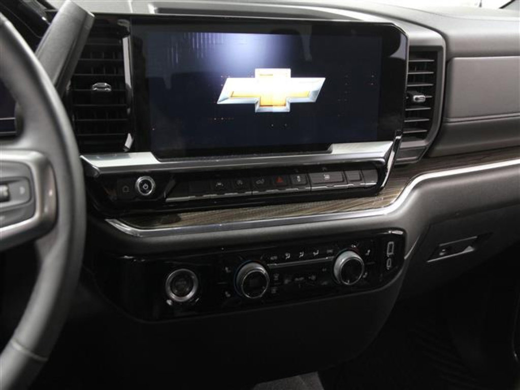 Certified 2024 Chevrolet Silverado 1500 LT AWD/4WD image 10